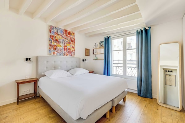 Apartment | 1 Schlafzimmer, laptopgeeigneter Arbeitsplatz, Bügeleisen/Bügelbrett