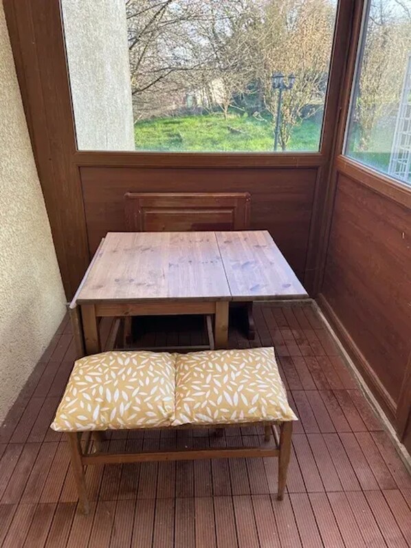 Dining - Homerez - Home in Cemboing (Cemboing)