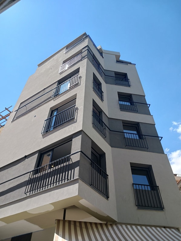 Exterior - GLS Estia (Athina)