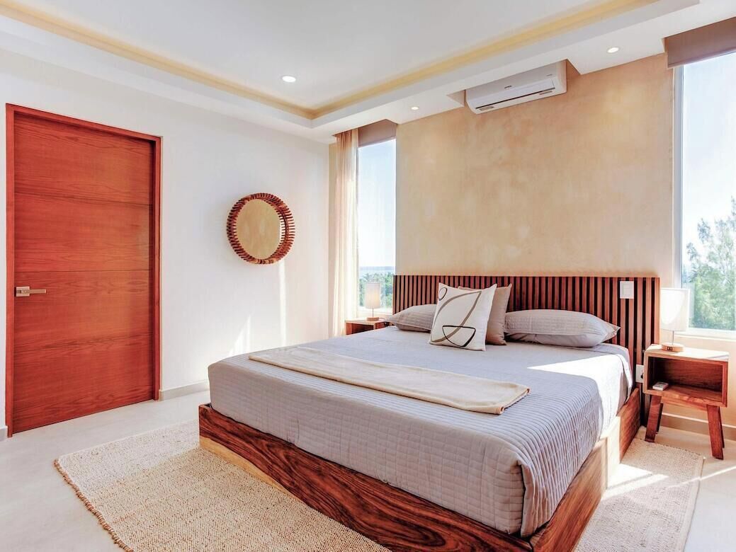 3 bedrooms, in-room safe, desk, iron/ironing board