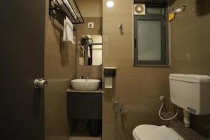 Free toiletries, towels, soap, shampoo - FLH Residences (Ahmedabad)