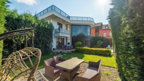 Outdoor dining - SAVRA HOUSE SAPANCA (sakarya)