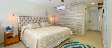 1 habitación, escritorio, tabla de planchar con plancha y wifi gratis