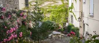 Chalet 'Comfort Gedeeld Zwembad' met terras, gedeelde voorzieningen en wifi