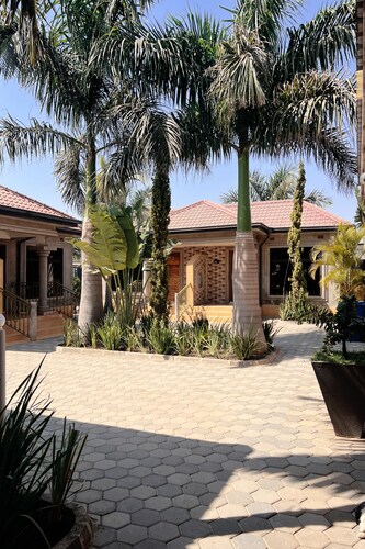 2030 View Lodge