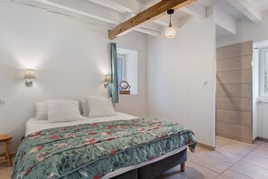 3 chambres, fer et planche à repasser, Wi-Fi