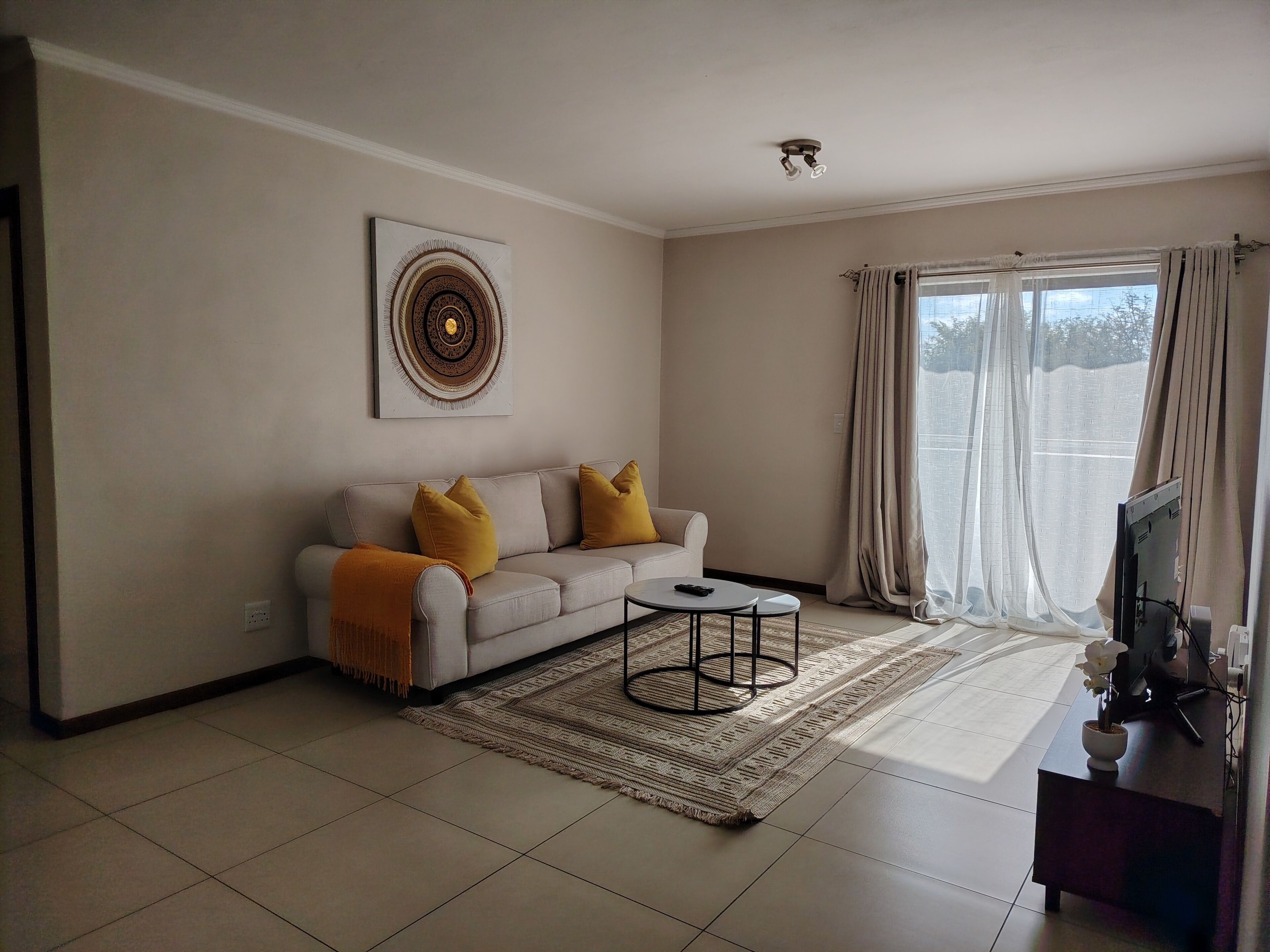 Apartamento, 2 quartos, sacada | Sala de estar