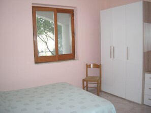 Apartment, 3 Schlafzimmer, Raucher, Terrasse | 4 Schlafzimmer