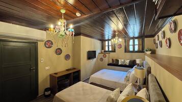 Phòng Suite Cao cấp, nhiều giường