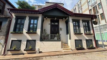 Ngoại thất