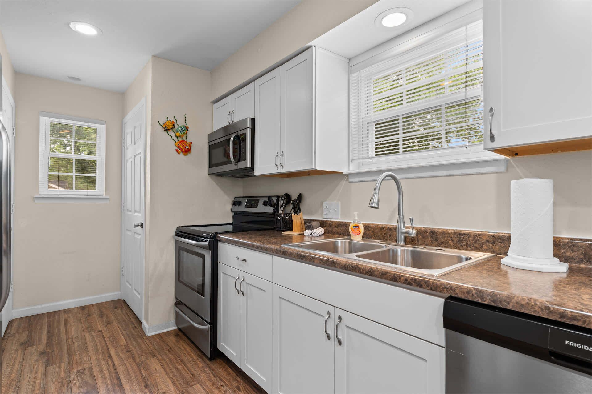 Condo, varias camas, vista al campo de golf (Pond View Escape) | Cocina privada