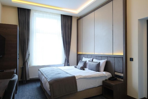 Coffres-forts dans les chambres, bureau
