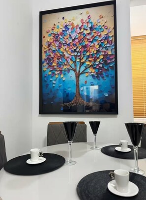 Dining - Cozy Apartment - Copacabana/RJ 5min from the Beach (Rio de Janeiro)