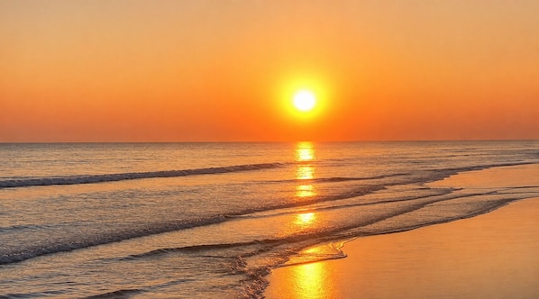 Beach - House for 6 people, Beach 150 m away, Terrace, Garage, Wi-Fi & Outdoor Shower (Saint-Hilaire-de-Riez)
