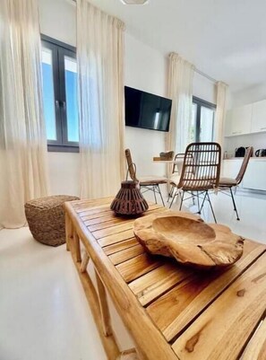 Dining - Noema Aura Luxury Villa | Private Pool & Panoramic Sea Views (Kastraki)
