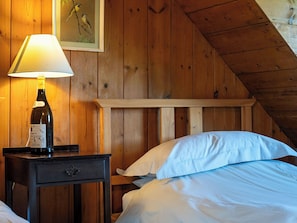 2 bedrooms