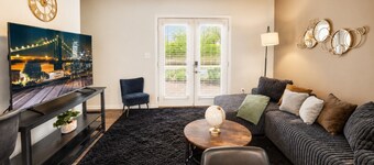 The Atlas Townhome | Hoover Luxury 2BR H2