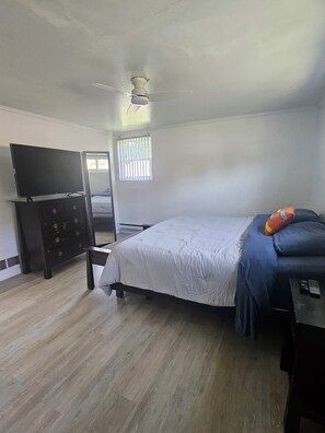 Room - Suburban, convenient, and pet friendly 3-bedroom house in Plymouth Meeting (Plymouth Meeting)