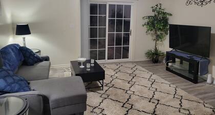 Cozy 2-bedroom townhome in uptown Lumberton close to everything.