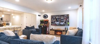 13 Min to Beaver Stadium | Epic Game Room