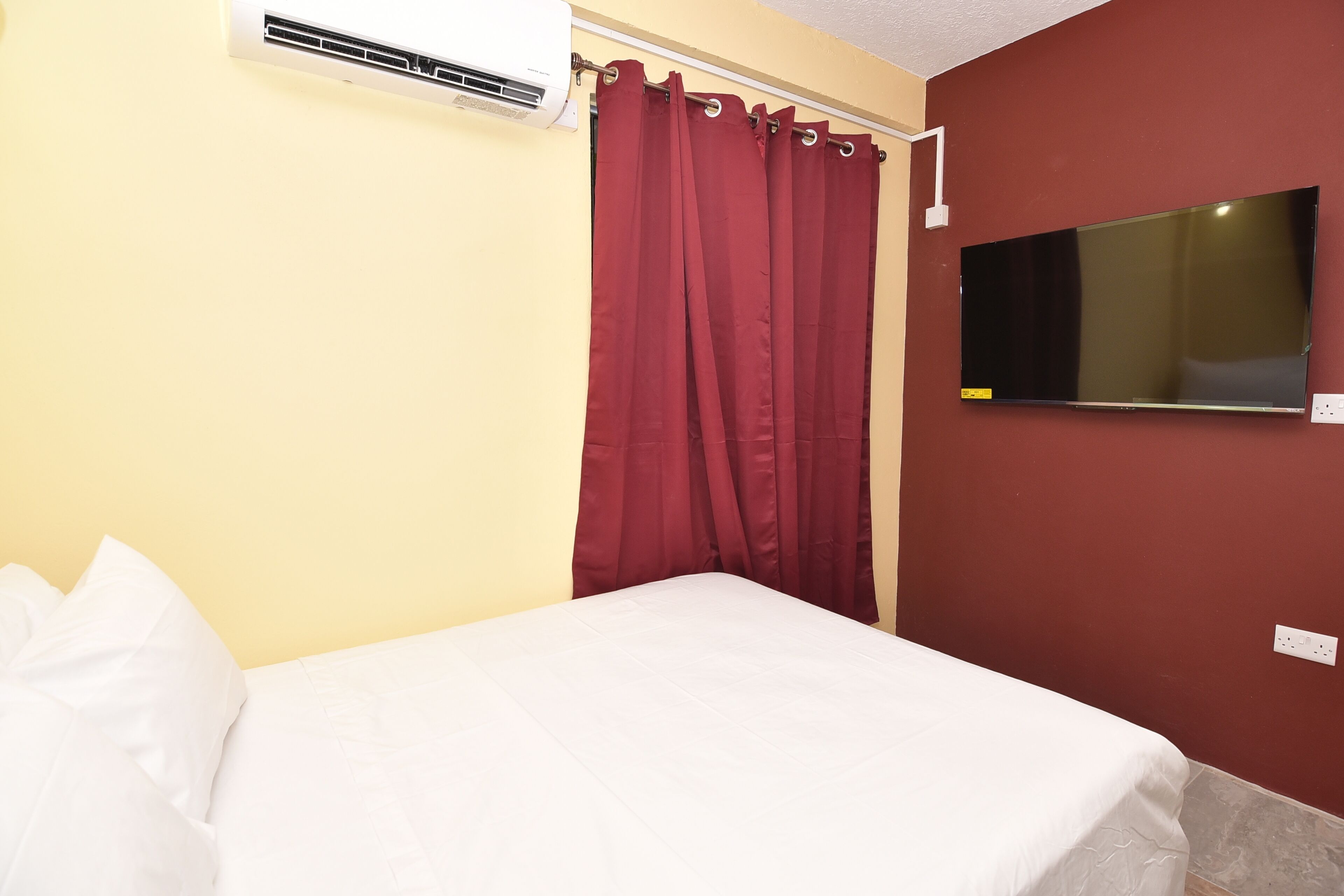 3 dormitorios, tabla de planchar con plancha, wifi y ropa de cama