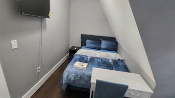 Desk, laptop workspace, iron/ironing board, free WiFi
