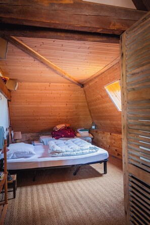 Room - Vrbo Property (Mauges-sur-Loire)