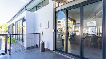 Lägenhet Deluxe - utsikt mot trädgården | Detalj exteriör