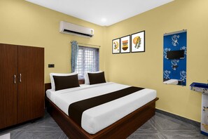 Room - Classic Sri Jogulamba Residency (Balanagar)