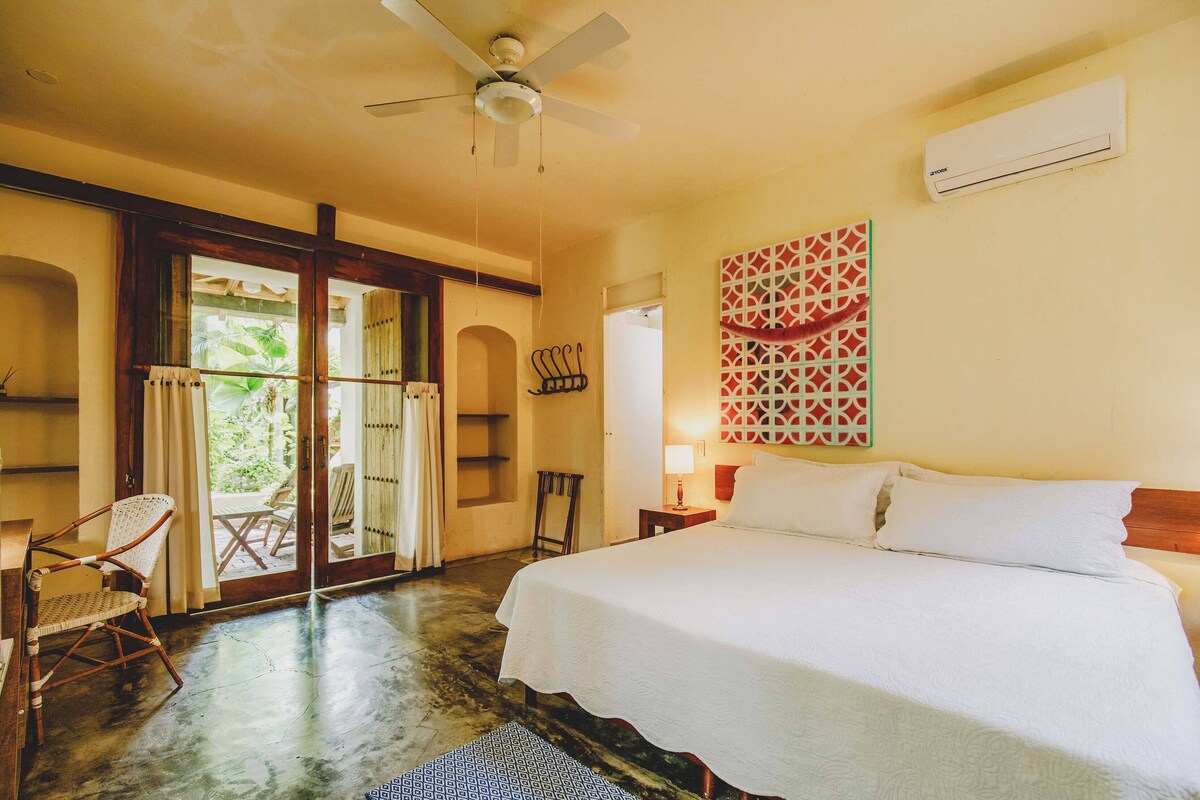 Superior Room, Garden View | In-room safe, desk, laptop workspace, WiFi (free)