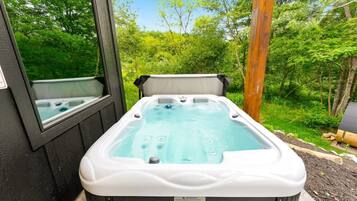室外 SPA 浴池