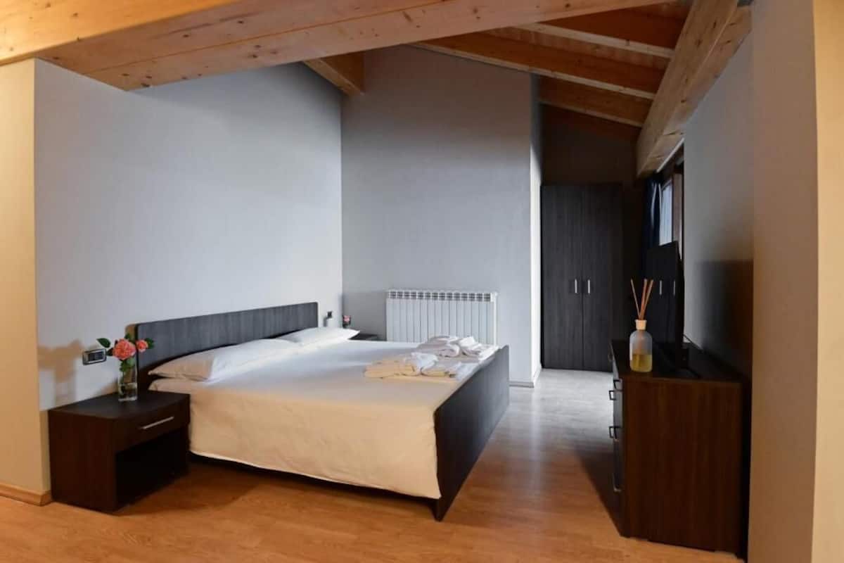 Habitación doble superior, balcón, vista al mar | Wifi gratis