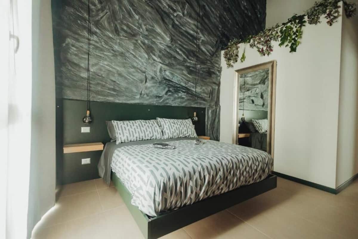 Deluxe Double Room, Courtyard View | In-room safe, blackout drapes, iron/ironing board (on request)