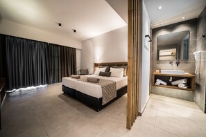 Room - Superior Double Room with Swim-up Sharing Pool - Sea View (Kos)