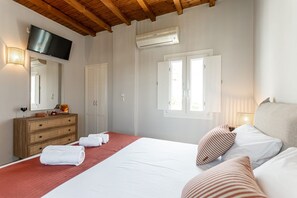 客房内保险箱、熨斗/熨衣板、旅行婴儿床、免费 WiFi