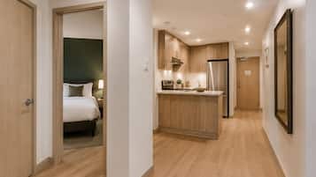 Classic Apartment | Iron/ironing board, free WiFi