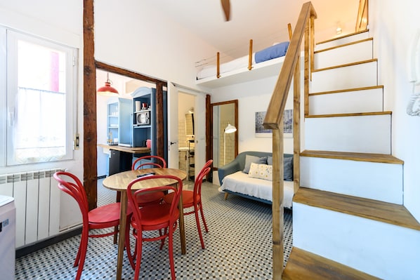 Interior - (CADSP832) Studio in the center of Madrid (Madrid)