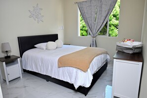 Room - Enjoyable 3-bedroom house with AC in Puerto Plata with Mountain View (Puerto Plata)