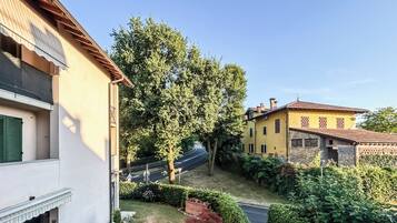 Apartment, Balkon, Stadtblick | Unterkunftsgelände