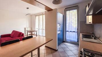 Apartment, Balkon, Stadtblick | Innenbereich