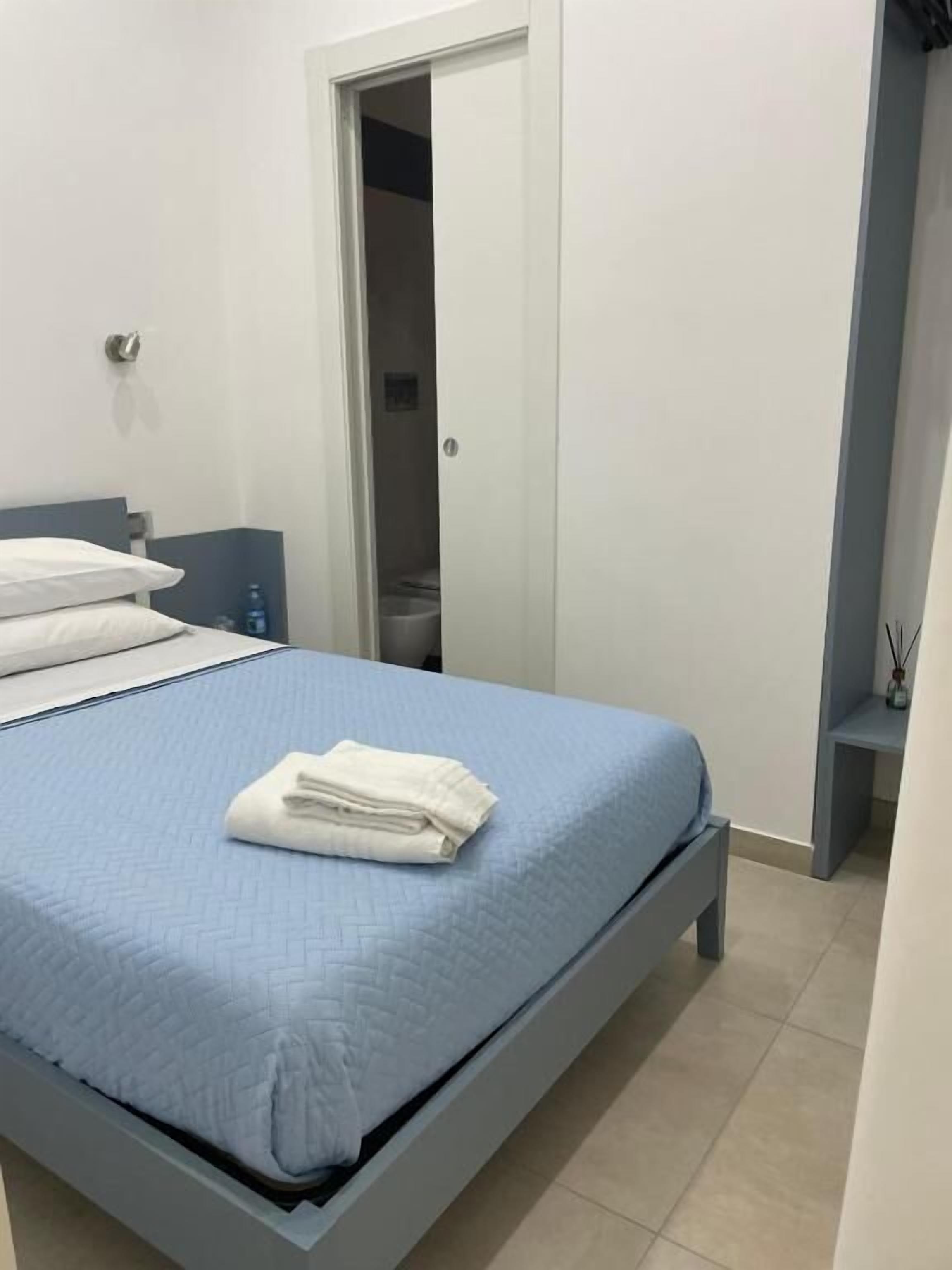 Single Room | Free WiFi