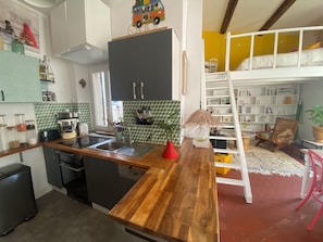 Kühlschrank, Ofen, Geschirrspüler