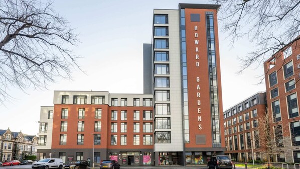 Exterior - Student Only Howard Gardens (Cardiff)