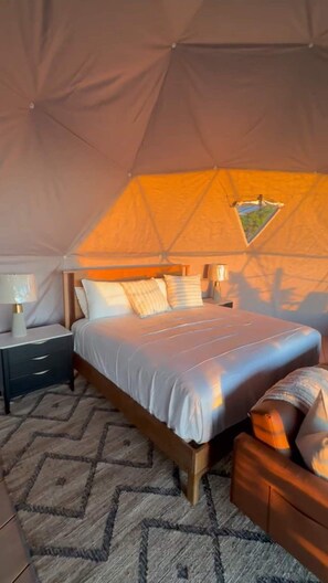 Bed sheets - Kelly Canyon Geodesic Dome - Valley View (Ririe)