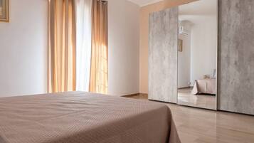 4 Schlafzimmer, Bügeleisen/Bügelbrett, WLAN, Bettwäsche