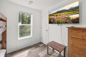 Ferienhaus, Mehrere Betten, Küche, Gartenblick (Hungry Horse Hideout) | Ausblick vom Zimmer