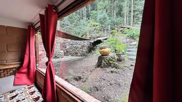 Family Room, Patio | Interior