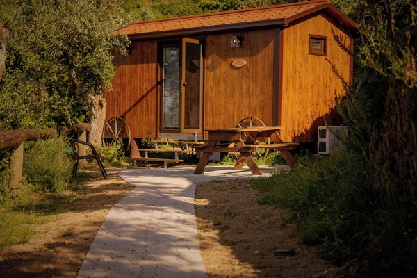 Triple Room, Mountain View | Outdoor dining