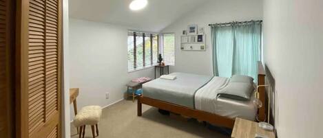 1 bedroom, Internet, bed sheets