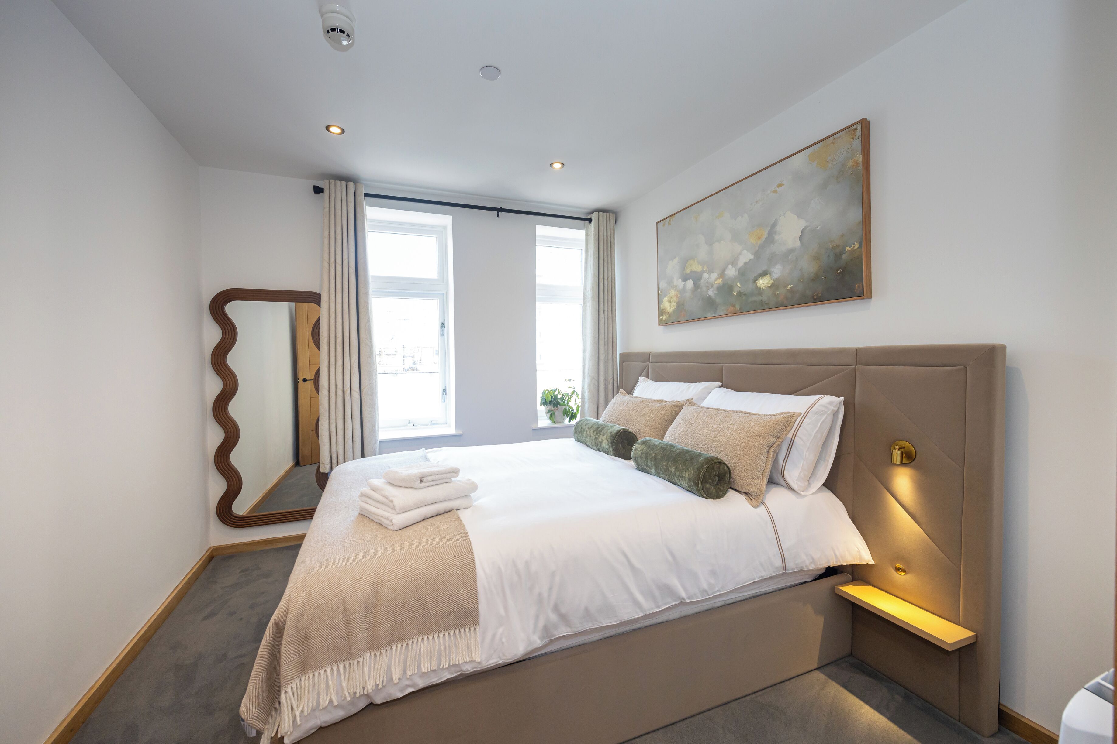 1 chambre, fer et planche à repasser, accès au Wi-Fi (inclus)